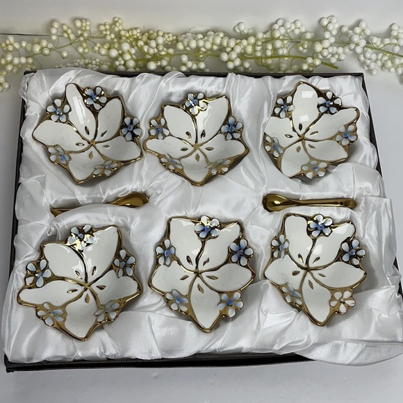 Dream Collection Dessert/Appetizer Oyster Dish with Spoons Set 6 - Picture 10 of 16